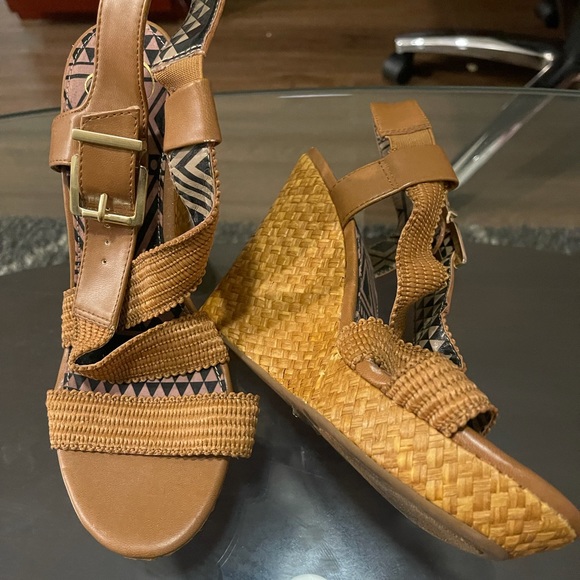 Brown Espadrilles - Picture 5 of 8